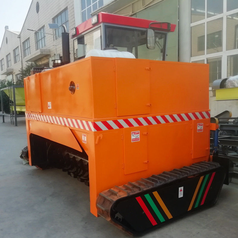 500-700 M3 / H Windrow Turner معدات التخمير السماد نوع الزاحف